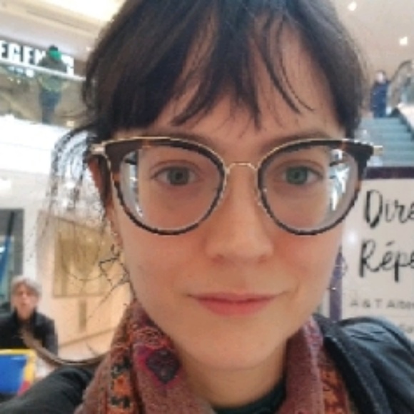 Meet your Posher, Michelle - Picture 1 of 1